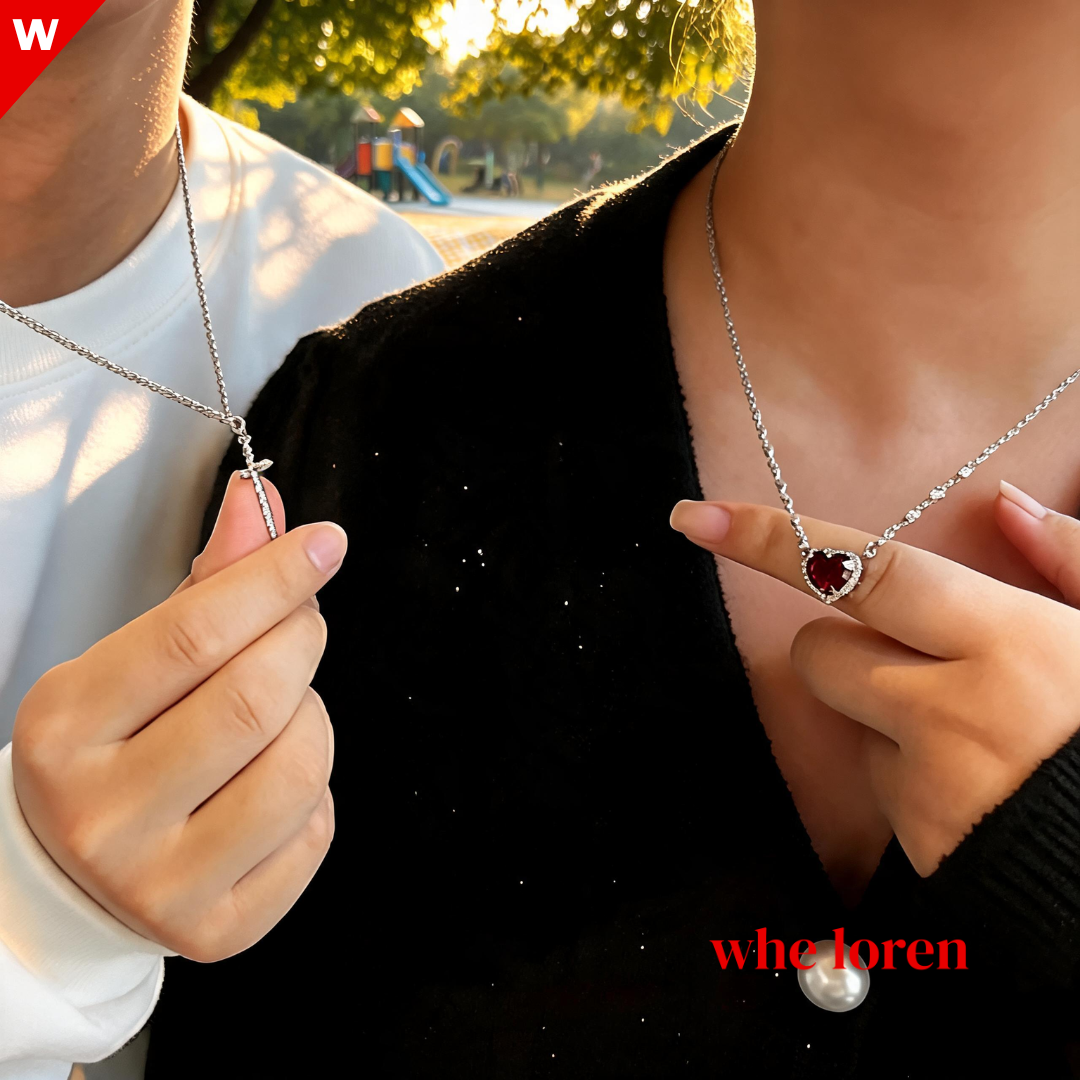 collar para parejas , corazon y daga.